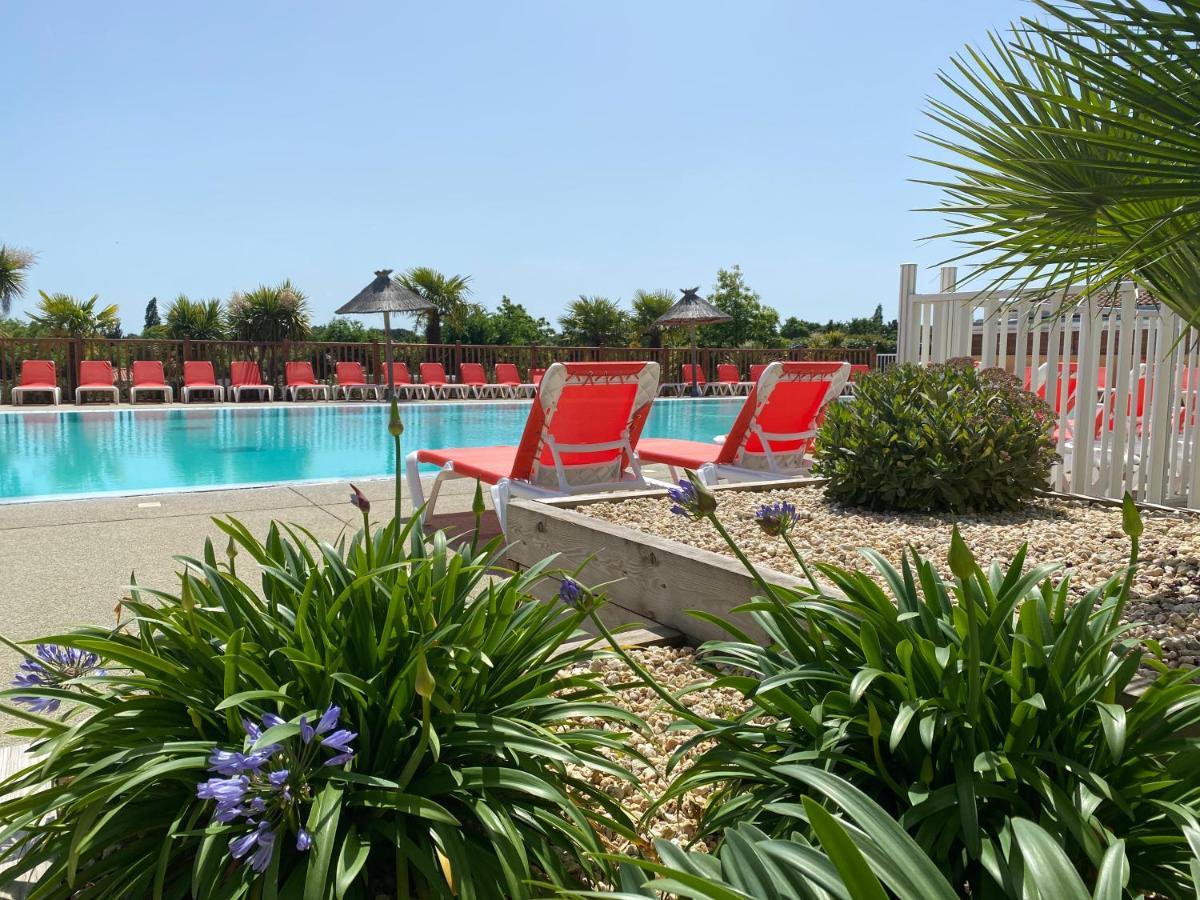 Отель Camping La Riviera Сен-Мишель-Шеф-Шеф Экстерьер фото