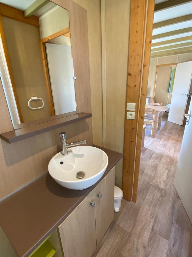 Отель Camping La Riviera Сен-Мишель-Шеф-Шеф Экстерьер фото